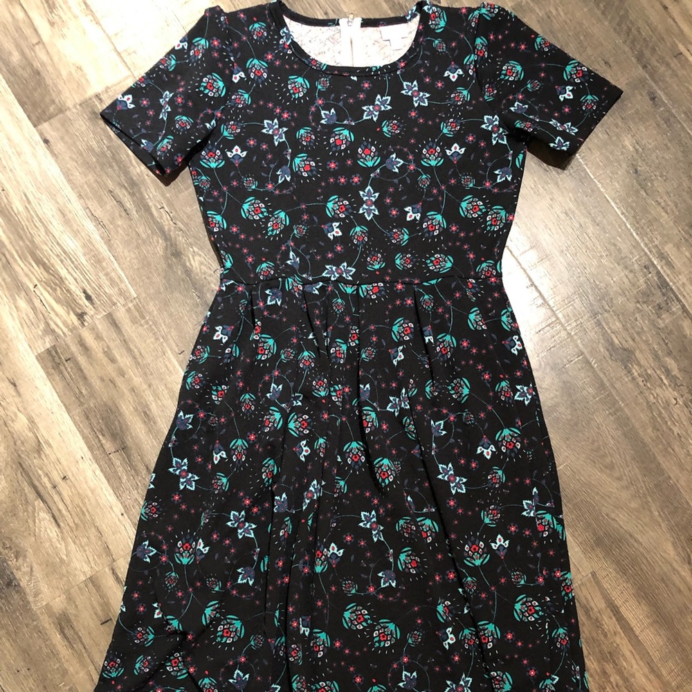 XL Lularoe Amelia